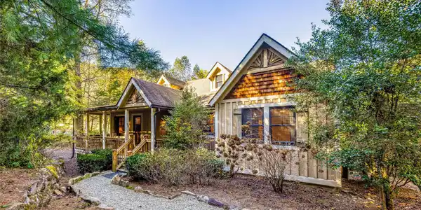 98 Mill Pond Drive
