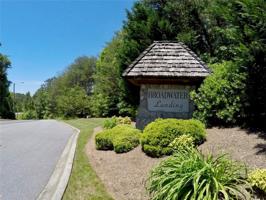 120 Edgewater Court