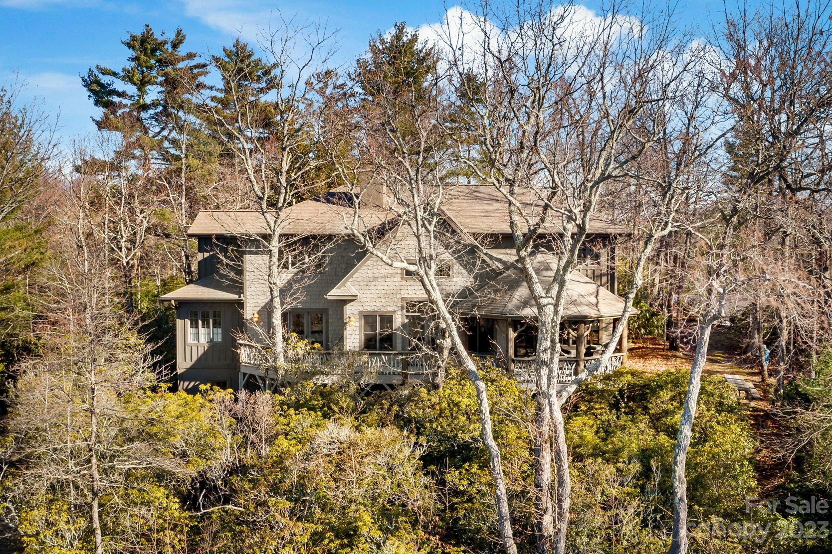 536 Hawk Mountain Road, Lake Toxaway, NC lhrmls01954524