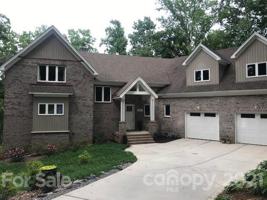 4057 River Oaks