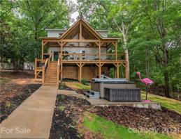 1285 Emerald Shores