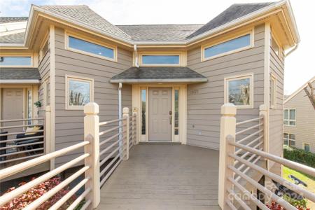 13925 Queens Harbor Road