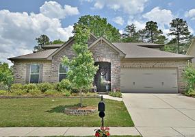 915 Angelica Lane