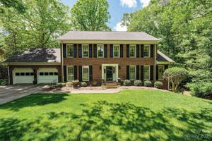 312 Lake Forest