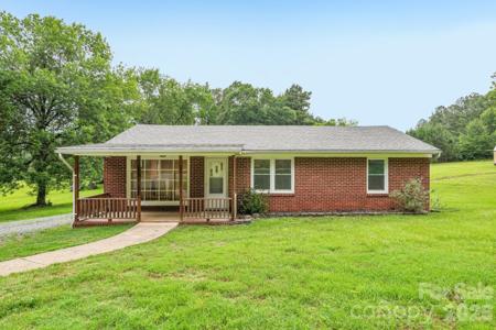 435 Parker Circle
