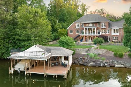324 Shagbark