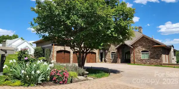 5942 Flintlock Court