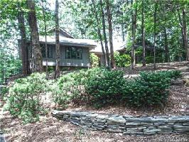 11 Holly Berry Woods 