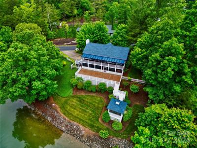 2250 Mallard Cove Drive