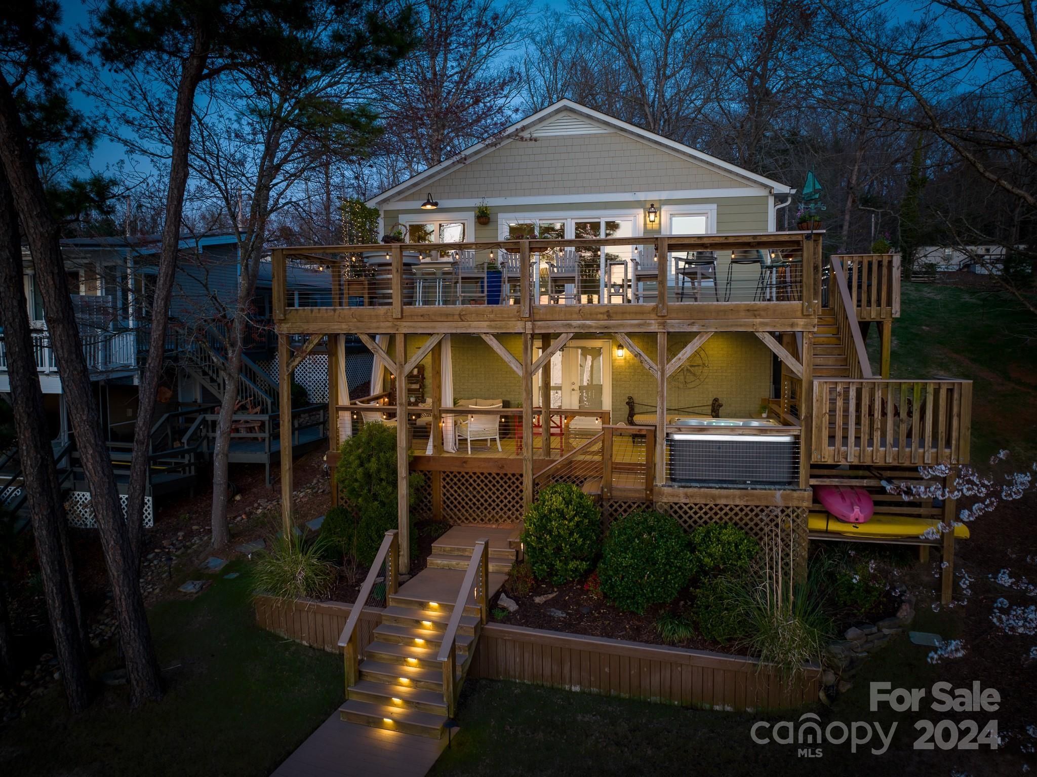 152 Shoreline Road, Badin Lake, NC lhrmls02086683