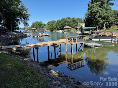 470 Lakeview Shores Loop