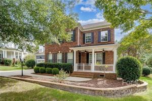 2060 Emerald Pines