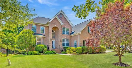 2004 Emerald Pines