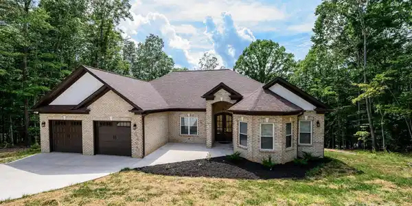 141 Winwood Circle