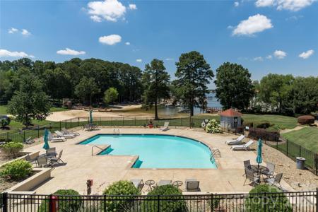 17919 Kings Point Drive