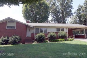 106 21st NE