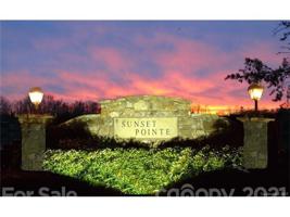 108 Sunset Pointe