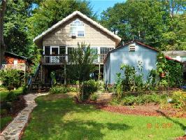 1180 Lakeshore Drive 