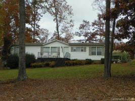 371 Lakeview Road