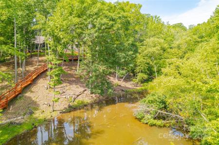 345 Squirrel Lane