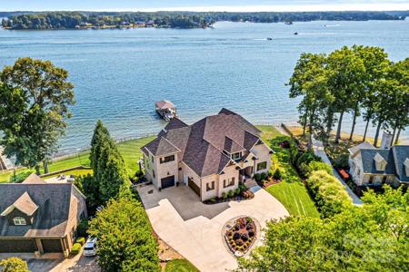 132 Rollingwood Lane