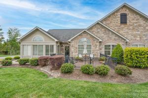 836 Ledgestone