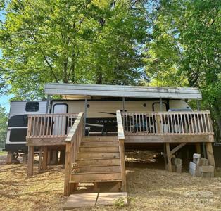 127 Powder Horn Trail