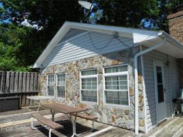 482 Pinehaven