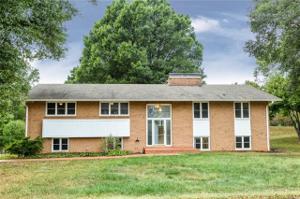 6185 NORTHLAKES Drive