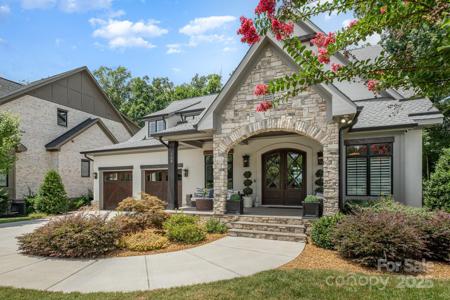 708 Amalfi Drive