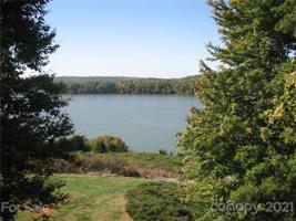 9701 Emerald Point