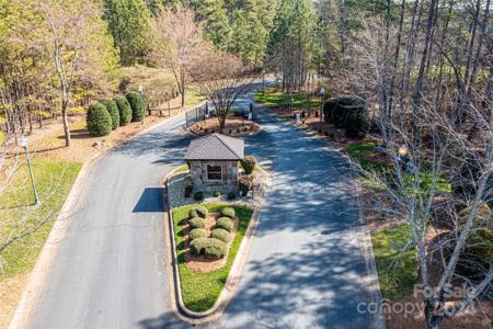 128 Greens Road