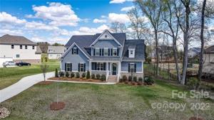 201 Seven Oaks