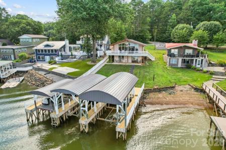 918 Pinehaven Drive