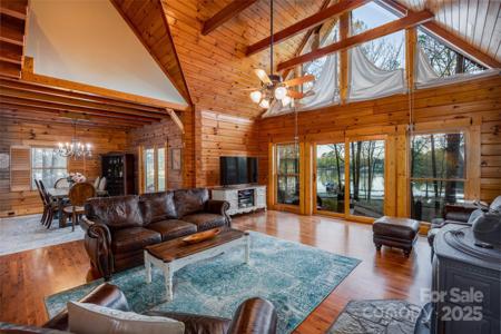 242 Morninglow Drive