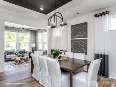 1832 Winding Mist Drive