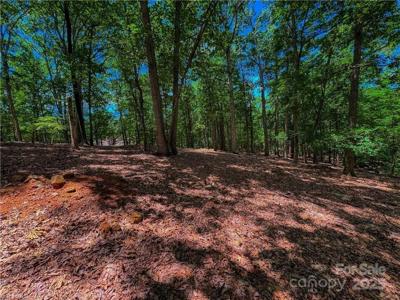 1560 Rocky Cove Lane