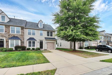 5735 Mossdale Lane