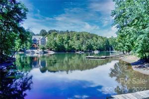 274 Rivercliff