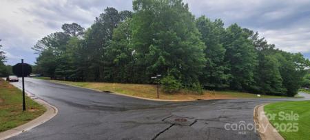 4000 Beechwood Spring Lane