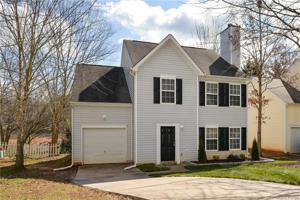 1272 Winding Path Road