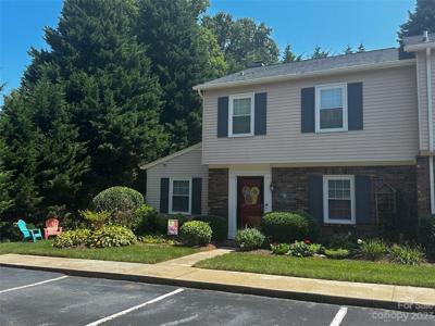 2705 North Center NW
