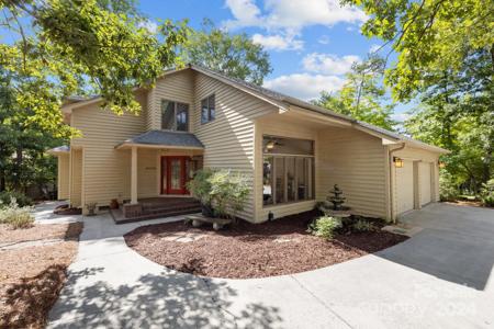 10034 Tepa Place