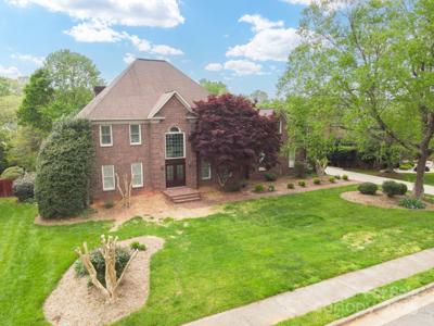 345 41st Avenue Place NW