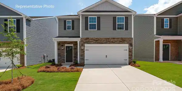 1101 37th Avenue Lane NE