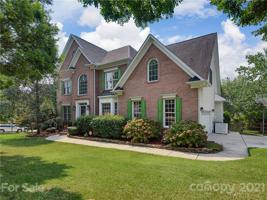 3086 River Bend