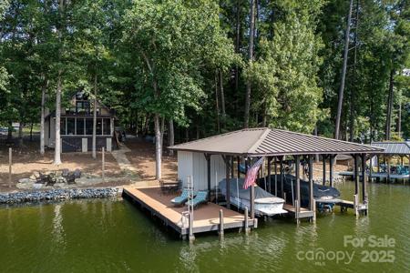 350 Springwood Drive