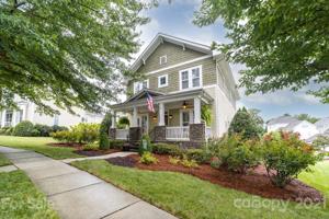 813 Cedar
