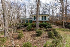 2218 Stoneyridge Drive