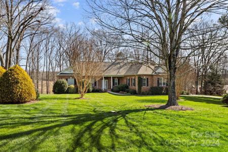 459 Wood Hollow Road